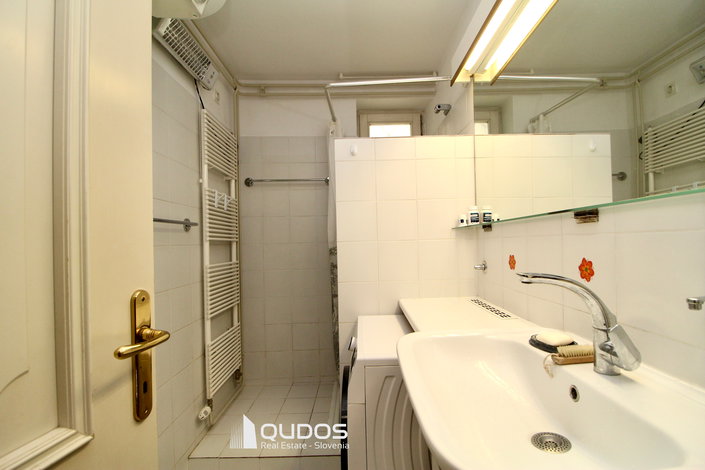 Lokacija: Ljubljana mesto, Šiška, Sp. Šiška