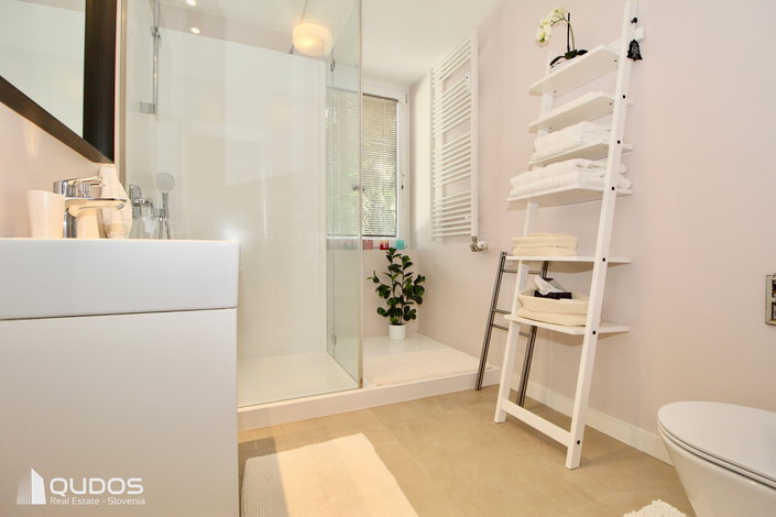 Location: Ljubljana mesto, Center, Tabor