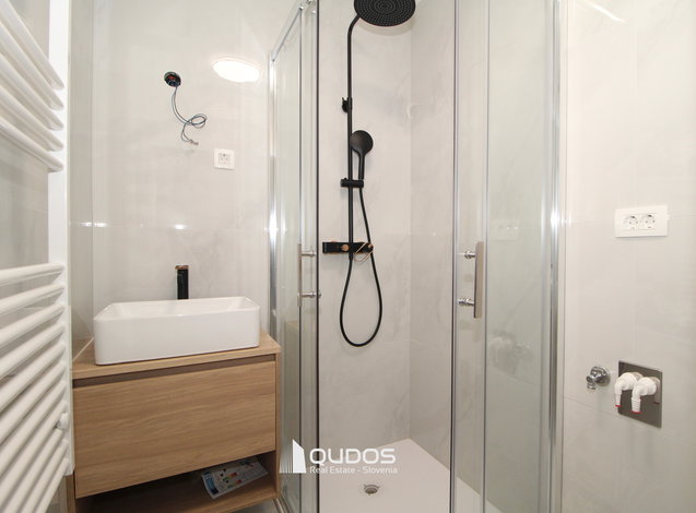 Lokacija: Ljubljana mesto, Šiška, Šiška