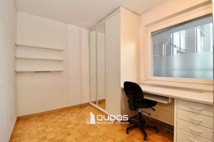 Lokacija: Ljubljana mesto, Šiška, Šiška