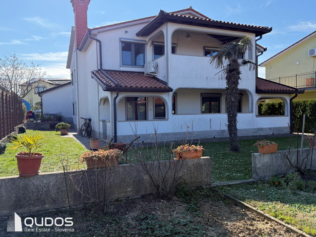 Lokacija: Obalno - kraška, Izola, Malija