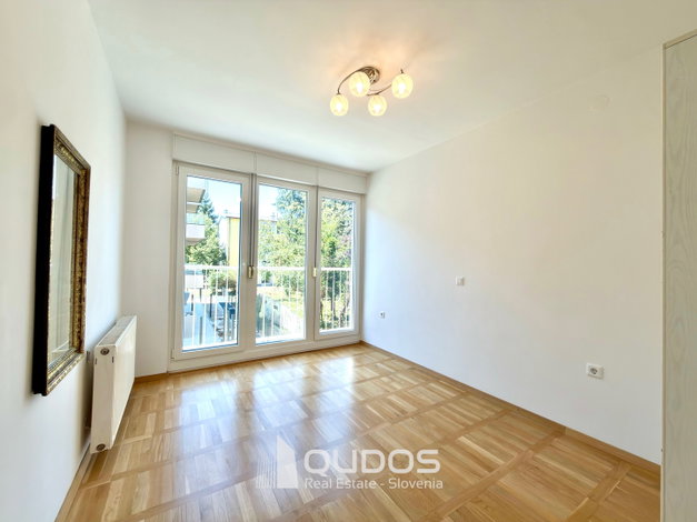 Lokacija: Ljubljana mesto, Vič-Rudnik, Trnovo
