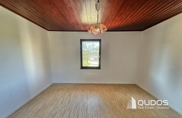 Lokacija: Ljubljana okolica, Moravče, Straža pri Moravčah