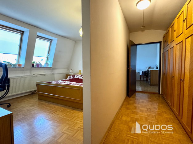 Lokacija: Gorenjska, Kranj, Planina III
