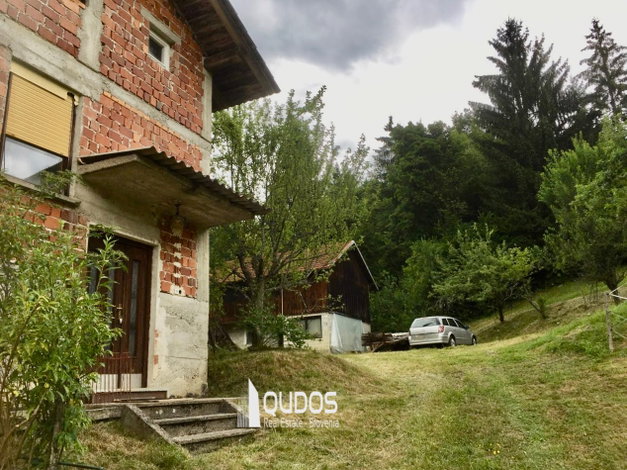 Lokacija: Jugovzhodna Slovenija, Loški Potok, Podplanina
