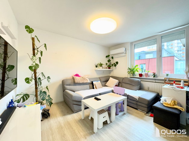 Lokacija: Ljubljana mesto, Šiška, Šiška