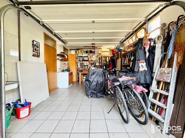 Lokacija: Ljubljana mesto, Moste-Polje, Zg. Kašelj