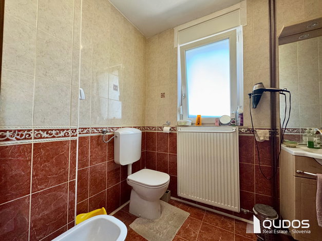 Lokacija: Ljubljana mesto, Moste-Polje, Zg. Kašelj