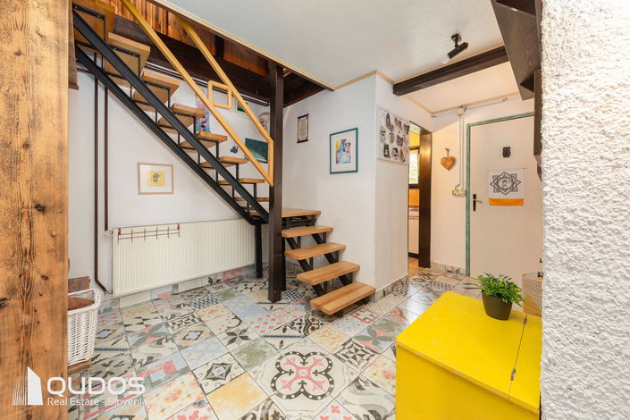 Lokacija: Notranjsko - kraška, Bloke, Nova vas