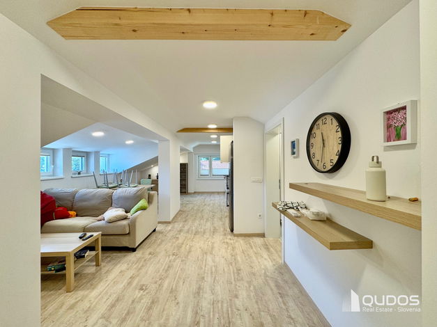 Lokacija: Ljubljana okolica, Log - Dragomer, Log pri Brezovici