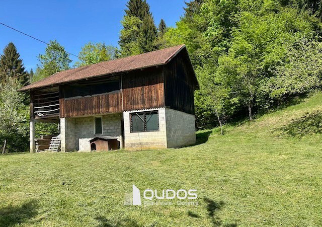 Lokacija: Jugovzhodna Slovenija, Loški Potok, Podplanina