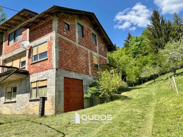 Lokacija: Jugovzhodna Slovenija, Loški Potok, Podplanina