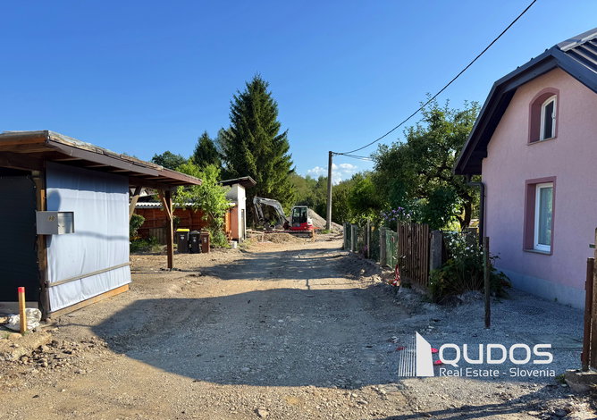 Lokacija: Ljubljana mesto, Vič-Rudnik, Trnovo