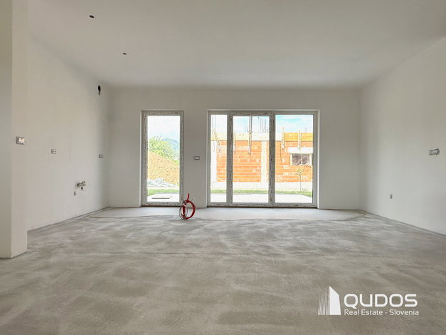 Lokacija: Gorenjska, Kranj, Zgornje Bitnje