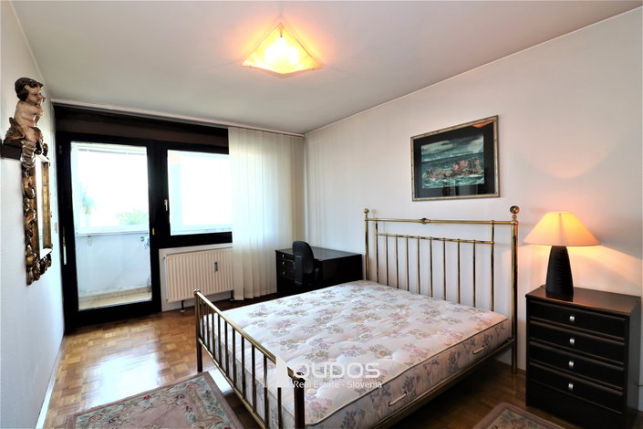 Lokacija: Ljubljana mesto, Bežigrad, Bežigrad