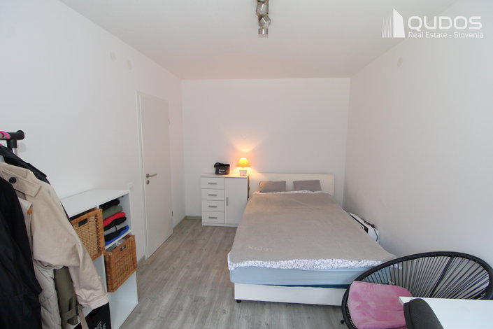 Lokacija: Ljubljana mesto, Bežigrad, Bs3