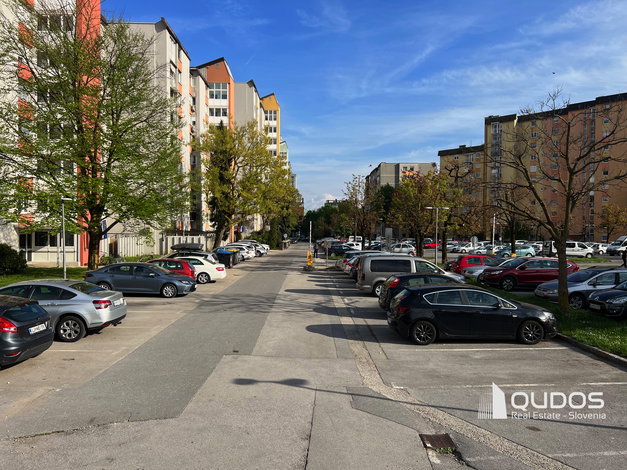 Lokacija: Ljubljana mesto, Šiška, Zg. Šiška