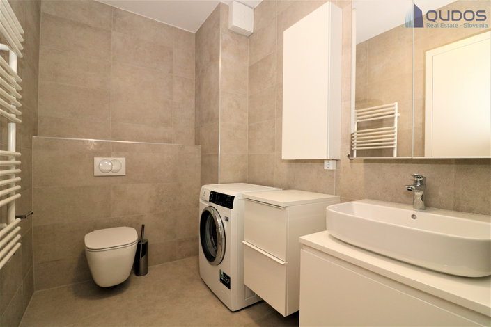 Lokacija: Ljubljana mesto, Moste-Polje, Nove Jarše