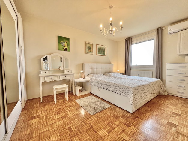 Lokacija: Obalno - kraška, Koper, Markovec