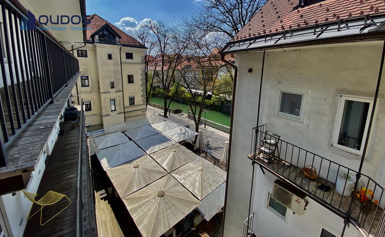 Lokacija: Ljubljana mesto, Center, Stara Ljubljana