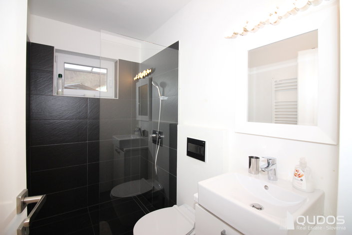 Lokacija: Ljubljana mesto, Moste-Polje, Kodeljevo