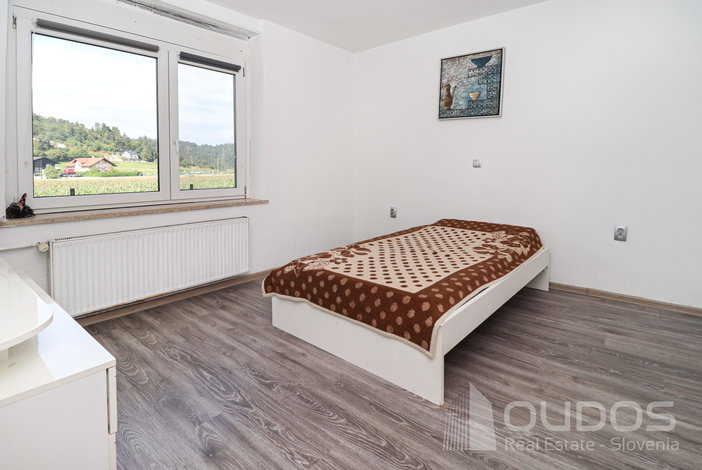 Location: Ljubljana okolica, Logatec, Logatec