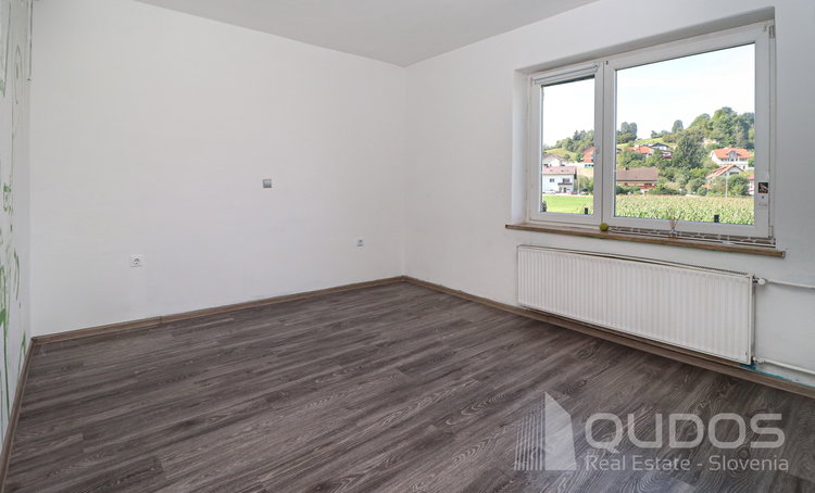 Location: Ljubljana okolica, Logatec, Logatec