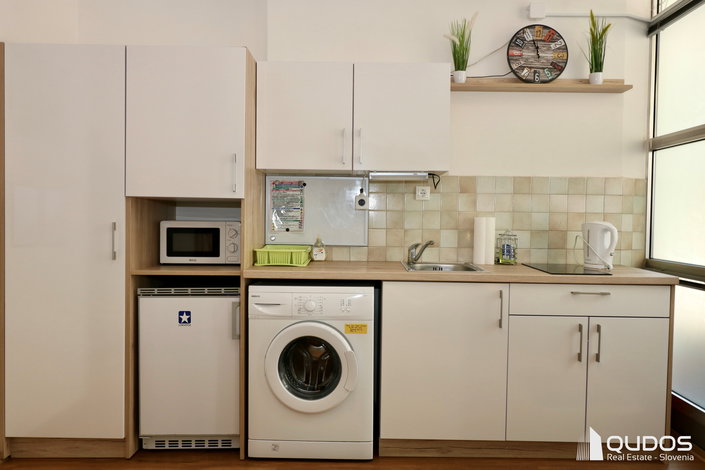 Lokacija: Ljubljana mesto, Center, Tabor