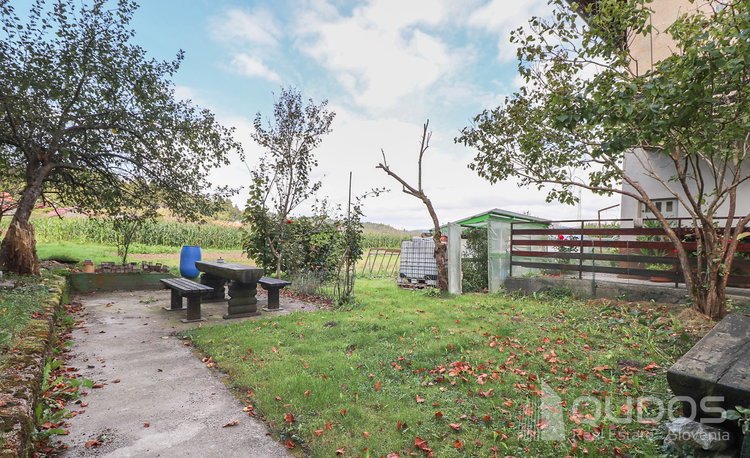 Location: Ljubljana okolica, Logatec, Logatec