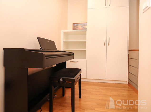 Location: Ljubljana okolica, Škofljica, Gradišče nad Pijavo Gorico