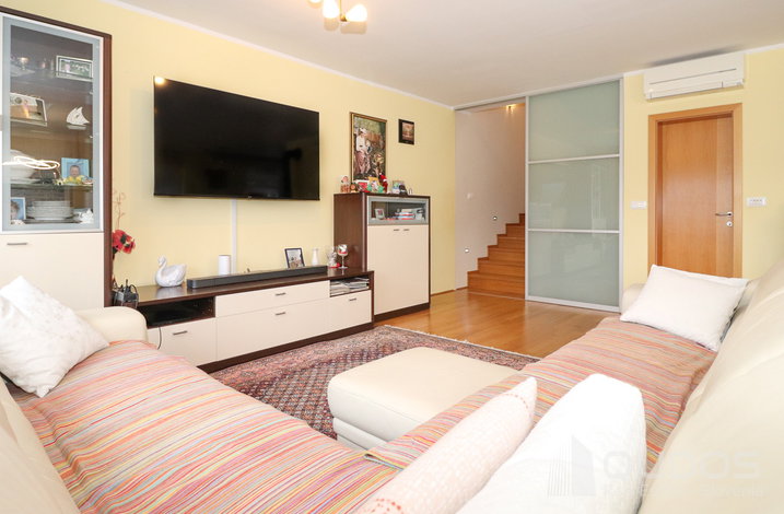 Location: Ljubljana okolica, Škofljica, Gradišče nad Pijavo Gorico