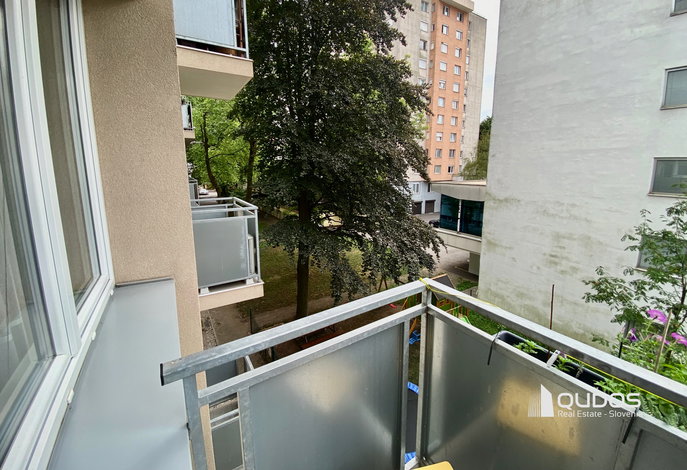 Lokacija: Ljubljana mesto, Bežigrad, Bežigrad