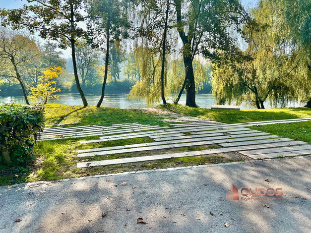 Lokacija: Ljubljana mesto, Moste-Polje, Fužine
