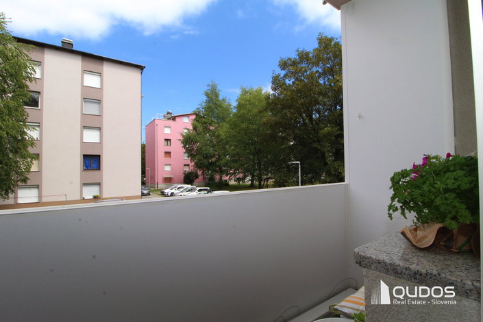 Lokacija: Gorenjska, Kranj, Zlato polje