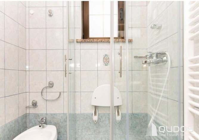 Lokacija: Obalno - kraška, Izola, Malija