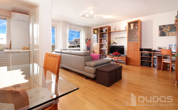 Location: Ljubljana mesto, Šiška, Šentvid