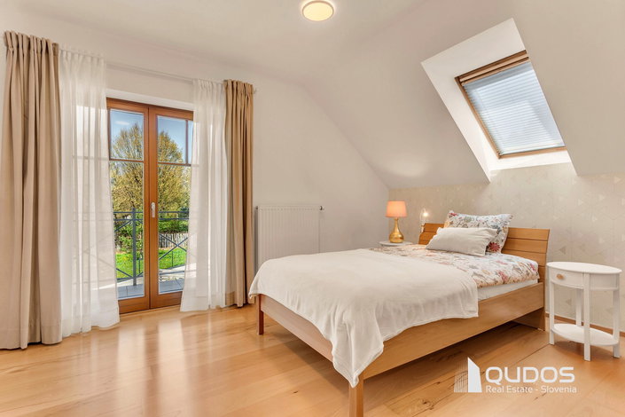 Lokacija: Gorenjska, Kranj, Britof