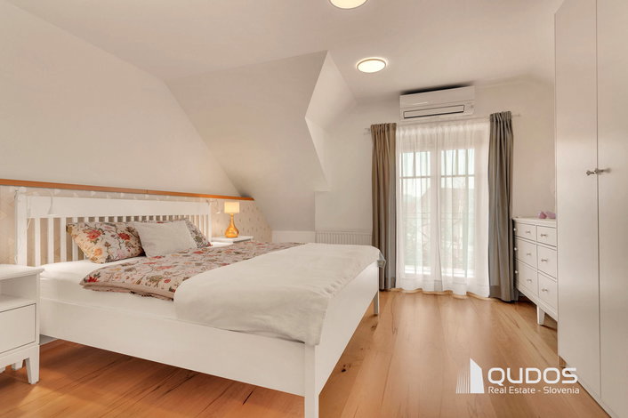 Lokacija: Gorenjska, Kranj, Britof