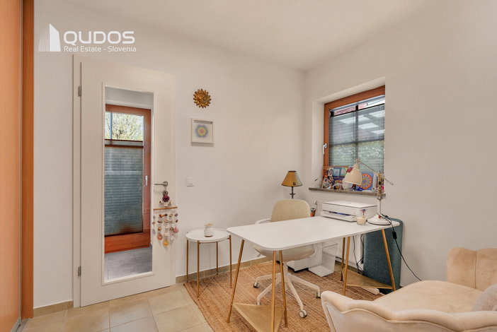 Lokacija: Gorenjska, Kranj, Britof