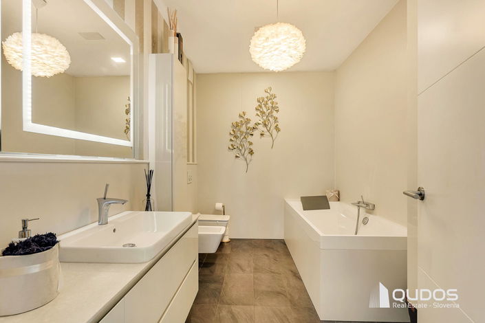 Lokacija: Ljubljana mesto, Vič-Rudnik, Vič