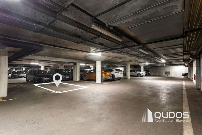 Lokacija: Ljubljana mesto, Center, Center