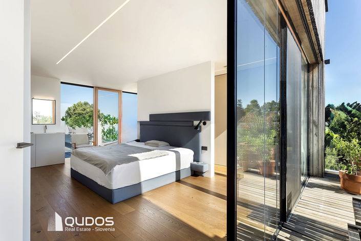 Lokacija: Ljubljana mesto, Vič-Rudnik, Trnovo