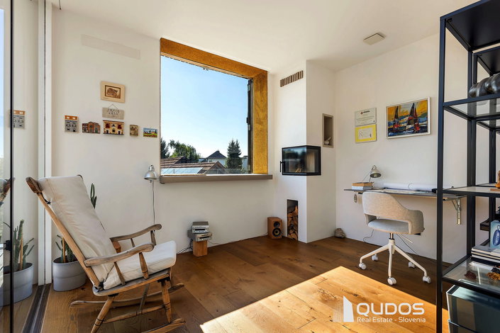 Lokacija: Ljubljana mesto, Vič-Rudnik, Trnovo