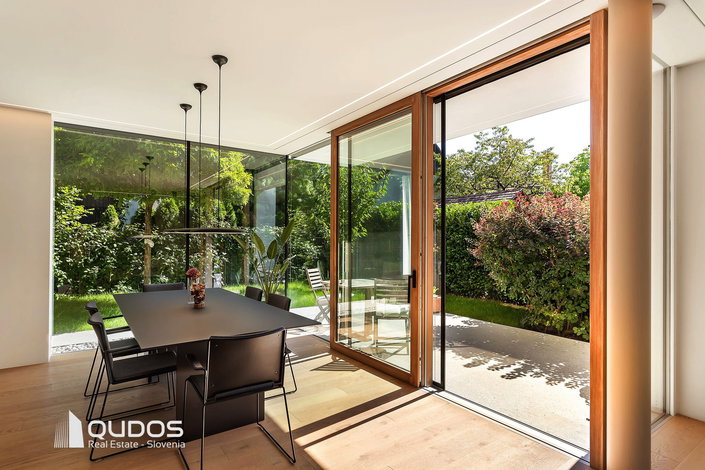 Lokacija: Ljubljana mesto, Vič-Rudnik, Trnovo