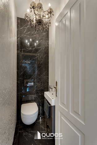 Lokacija: Ljubljana mesto, Center, Center