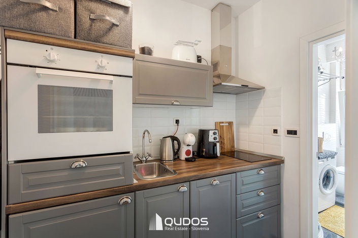 Lokacija: Ljubljana mesto, Center, Center