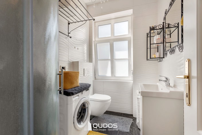 Lokacija: Ljubljana mesto, Center, Center