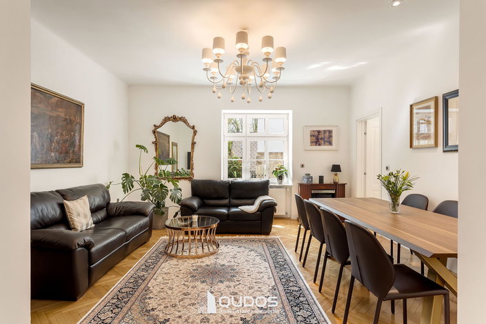 Lokacija: Ljubljana mesto, Center, Center