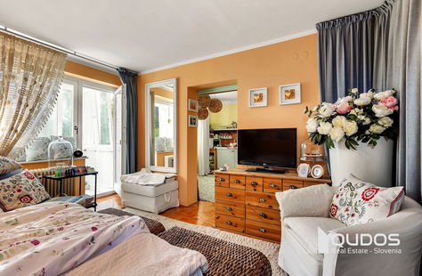 Obalno - kraška, Piran, Lucija, Prodaja, Stanovanje, 2-sobno, 44.8 m<sup>2</sup>, 1986