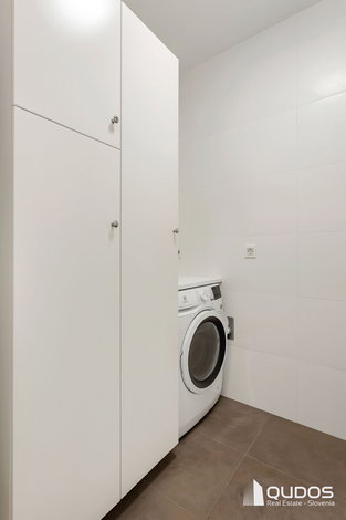 Lokacija: Ljubljana mesto, Šiška, Sp. Šiška